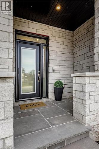 35 Midhurst Heights Unit# 1, Hamilton, ON 