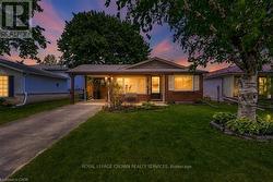 98 BELWOOD CRESCENT  Kitchener, ON N2C 1Z3
