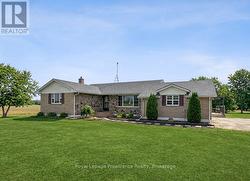 305 VALLEY ROAD Prince Edward County (Ameliasburg Ward), ON K0K 1A0