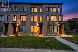 31 RAINWATER LANE Barrie, ON L4N 9J6