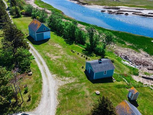 9086 Highway 1, Meteghan River, NS 