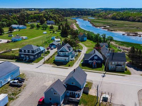9086 Highway 1, Meteghan River, NS 