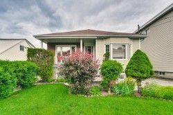 166 Rue Archambault Gatineau (Hull), QC J8Y 5C9