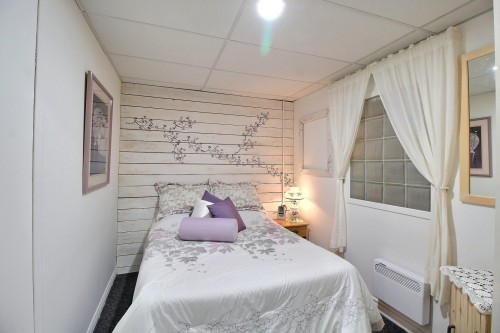 Bureau - 245 Rue Canadienne, Val-D'Or, QC 