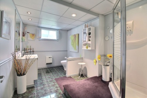 Salle de bains - 245 Rue Canadienne, Val-D'Or, QC 