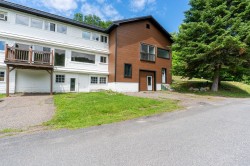 1275 Ch. du Mont-Loup-Garou Sainte-Adèle, QC J8B 3C7