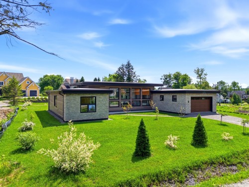 Façade - 26 Rue Stone Haven, Lac-Brome, QC 