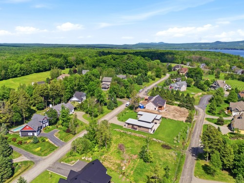 Photo aérienne - 26 Rue Stone Haven, Lac-Brome, QC 