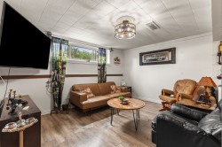 Salon - 