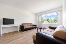 Salon - 203-575 Av. Glengarry, Mont-Royal, QC 