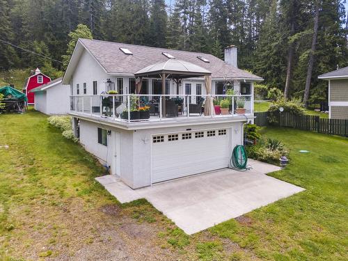 11114 3A Highway, Sanca, BC 