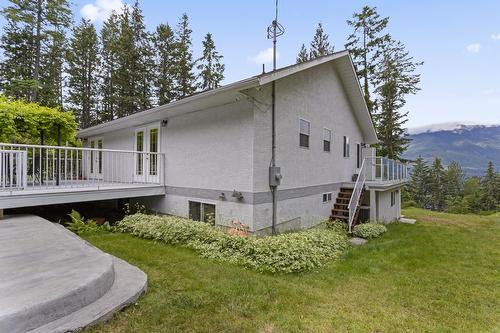 11114 3A Highway, Sanca, BC 