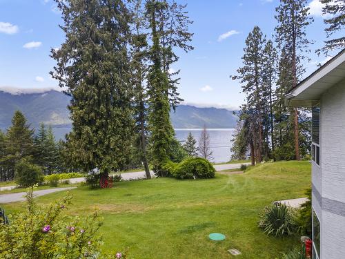 11114 3A Highway, Sanca, BC 
