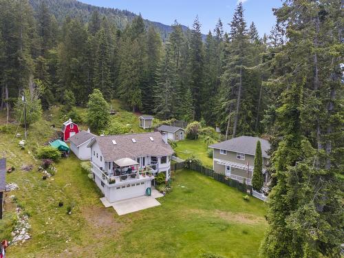 11114 3A Highway, Sanca, BC 