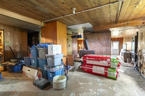 2710 38Th Street, Canyon, BC 