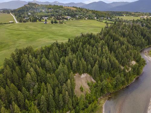 2710 38Th Street, Canyon, BC 