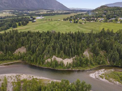 2710 38Th Street, Canyon, BC 