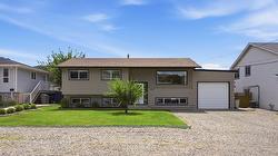 2555 GLENVIEW Avenue Kamloops, BC V2B 4L5