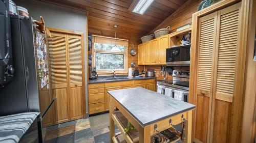 6291 Tie Lake Shore Road, Jaffray, BC 
