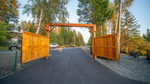 6291 Tie Lake Shore Road, Jaffray, BC 