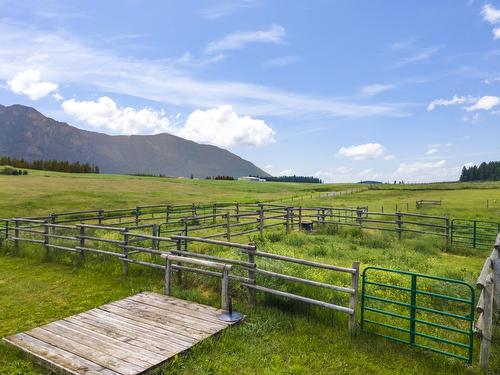 3149 Phillips Road, Lister, BC 