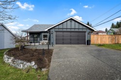 1405 Malahat Dr Courtenay, BC V9N 8H3