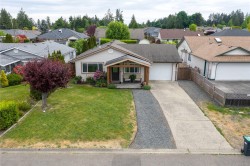 740 Phillips St Parksville, BC V9P 1A7