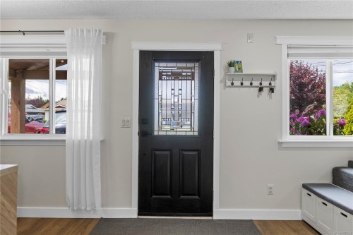 740 Phillips St, Parksville, BC 