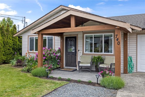 740 Phillips St, Parksville, BC 