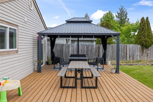 740 Phillips St, Parksville, BC 