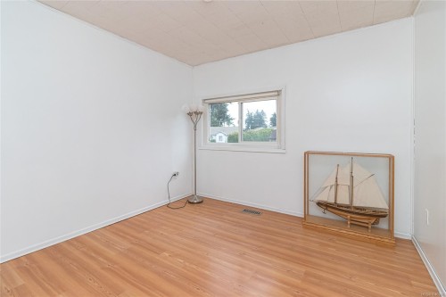 2912 Phipps Rd, Langford, BC 