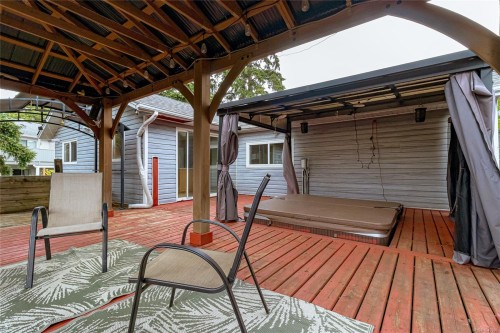 2912 Phipps Rd, Langford, BC 