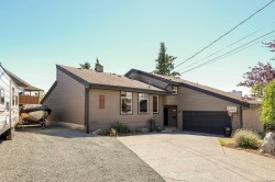 508 South Birch St Campbell River, BC V9W 6A8