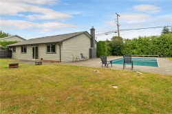 540 Holm Rd Campbell River, BC V9W 1W4