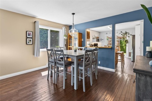 677 Somenos Dr, Comox, BC 