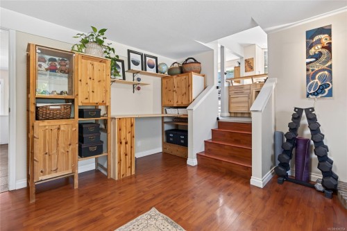 677 Somenos Dr, Comox, BC 