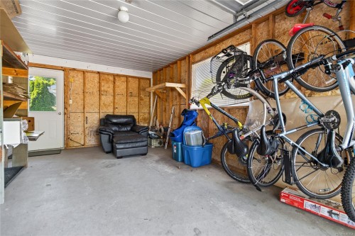 677 Somenos Dr, Comox, BC 
