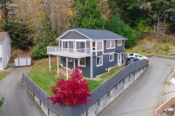 671 Marsh Wren Pl Nanaimo, BC V9T 5R4