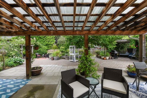2136 Bolt Ave, Comox, BC 