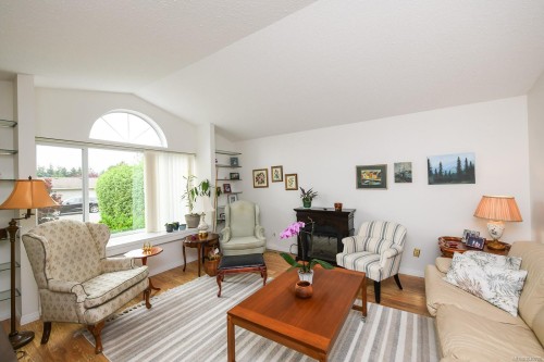 2136 Bolt Ave, Comox, BC 