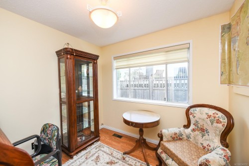 2136 Bolt Ave, Comox, BC 