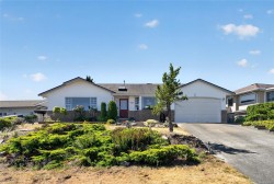 925 Cassandra Pl Nanaimo, BC V9V 1C1