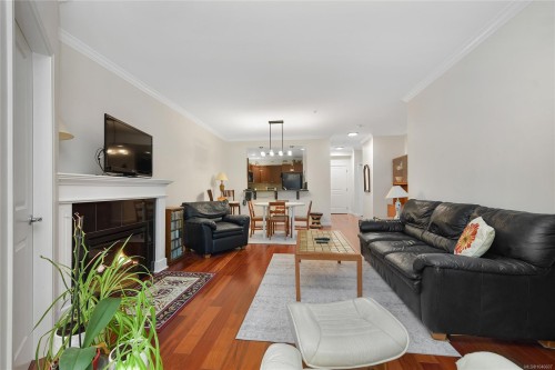 #205-125 Aldersmith Pl, View Royal, BC 