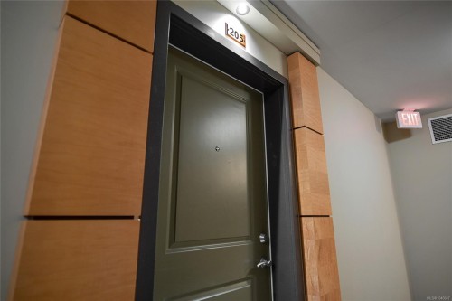 #205-125 Aldersmith Pl, View Royal, BC 