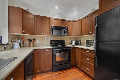 #205-125 Aldersmith Pl, View Royal, BC 
