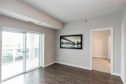 211-80 Barnes St, Winnipeg, MB 