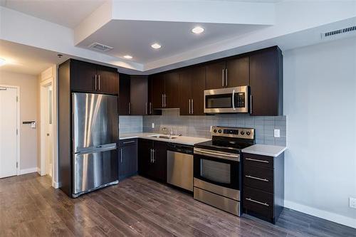 211-80 Barnes St, Winnipeg, MB 