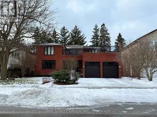 6 HART STREET  Richmond Hill, ON L4C 7T7
