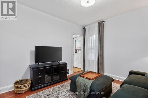 52 Dane Street, Kitchener, ON 