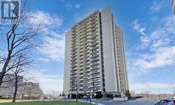 2004 - 1455 LAWRENCE AVENUE W Toronto, ON M6L 1B1